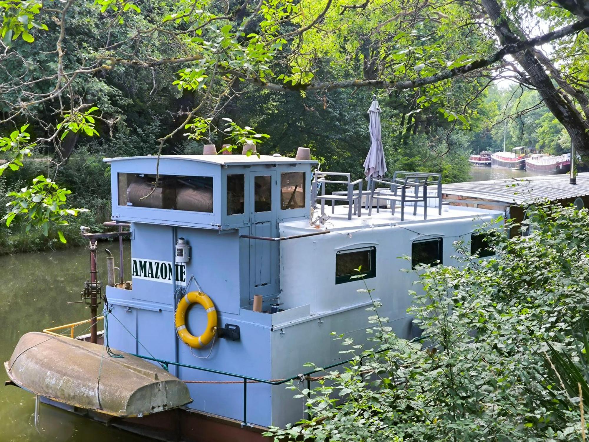 Insolite Peniche Amazonie Canal Du Midi *